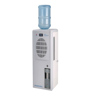 風(fēng)冷式  不銹鋼電熱蒸餾水器FDZ-7A